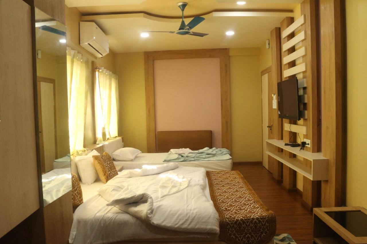 Hotel Himalaya Αγκαρτάλα Εξωτερικό φωτογραφία
